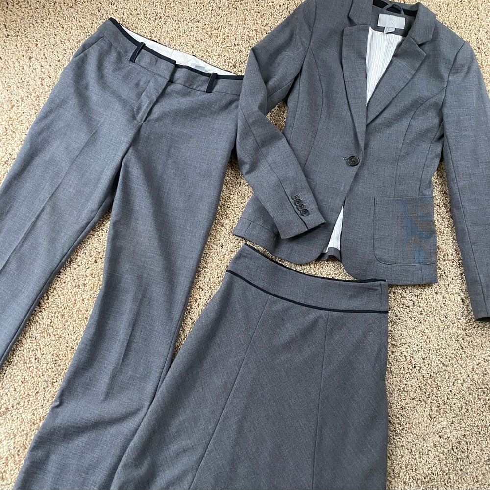3-Piece Women’s Suit Separates